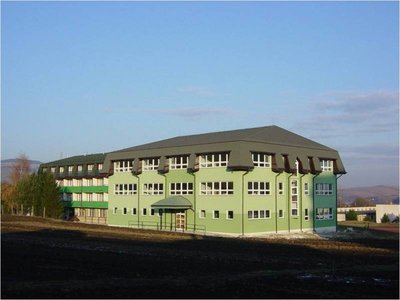 VOĽNÉ PRACOVNÉ MIESTO PRE UČITEĽA ANGLICKÉHO JAZYKA 