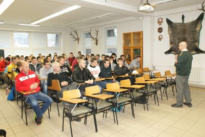  Buď zodpovedný vodič- neohrozuj svoj život, ani život ostatných účastníkov premávky 