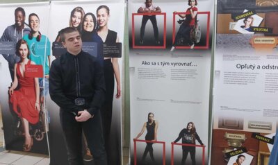 Slávnostné otvorenie putovnej výstavy- Anna Franková