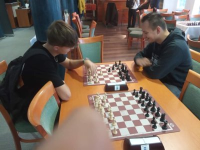 Medzigeneračný šachový turnaj